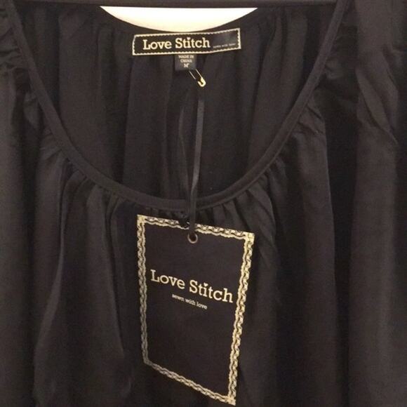 NEW - Love Stitch black dolman sleeves sz MEDIUM sequins - Picture 2 of 6